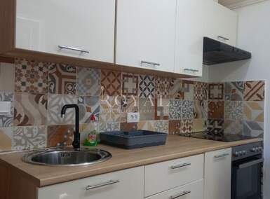 Trosoban stan, Rijeka, Sušak, najam, 800 €, 42 m2