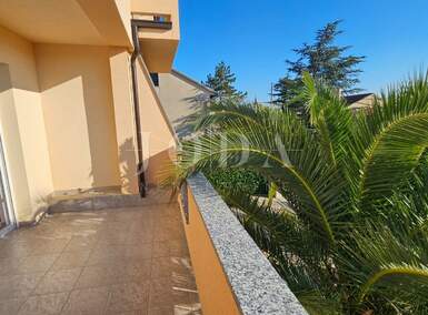 Jednosoban stan, Crikvenica, Jadranovo, prodaja, 160000 €, 51 m2