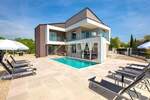 Kuca, Vrbnik, prodaja, 695000 €, 175 m2