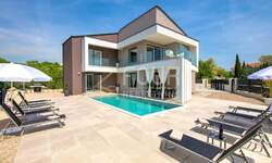 Kuca, Vrbnik, prodaja, 695000 €, 175 m2