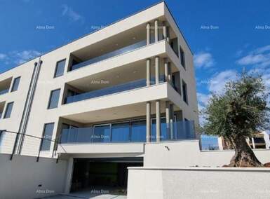 Trosoban stan, Medulin, prodaja, 700000 €, 118 m2