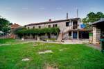 Kuca, Buje, prodaja, 310000 €, 255 m2