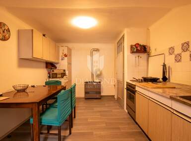 Cetvorosoban stan, Rijeka, Centar, prodaja, 205000 €, 75 m2