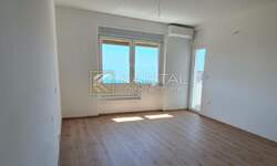 Trosoban stan, Rijeka, Krnjevo, prodaja, 226000 €, 56 m2