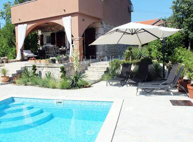 Kuca, Malinska-Dubašnica, Malinska, prodaja, 495000 €, 105 m2