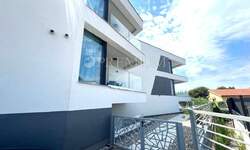 Trosoban stan, Malinska-Dubašnica, Malinska, prodaja, 490000 €, 108 m2
