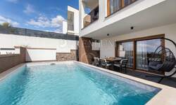 Kuca, Malinska-Dubašnica, Malinska, prodaja, 640000 €, 97 m2