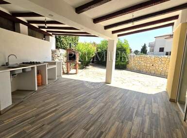 Cetvorosoban stan, Krk, prodaja, 280000 €, 62 m2
