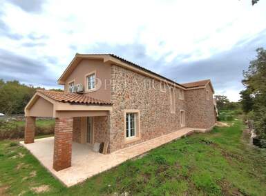 Kuca, Vrbnik, prodaja, 737500 €, 288 m2