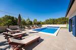 Kuca, Dobrinj, Kras, prodaja, 750000 €, 185 m2