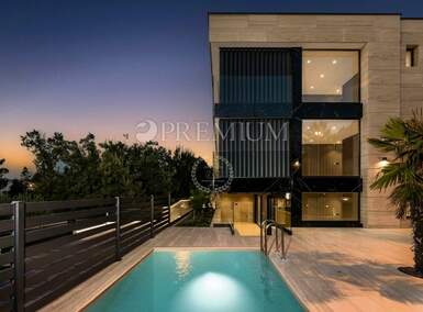 Cetvorosoban stan, Malinska-Dubašnica, Malinska, prodaja, 750000 €, 126 m2