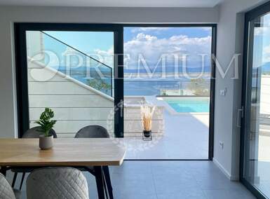 Trosoban stan, Crikvenica, prodaja, 540000 €, 70 m2