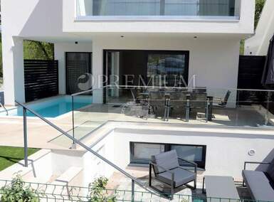 Trosoban stan, Omišalj, Njivice, prodaja, 440000 €, 92 m2