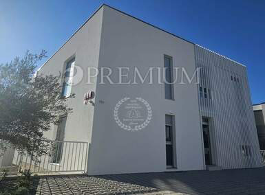 Trosoban stan, Krk, prodaja, 779000 €, 88 m2