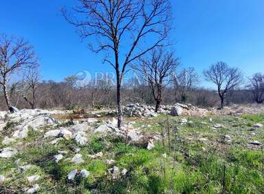 Zemljiste, Omišalj, Njivice, prodaja, 360000 €, 735 m2