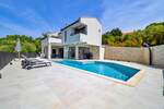 Kuca, Vrbnik, prodaja, 850000 €, 179 m2