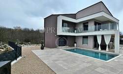 Kuca, Vrbnik, prodaja, 695000 €, 175 m2