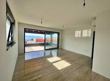 Trosoban stan, Malinska-Dubašnica, Malinska, prodaja, 370000 €, 68 m2