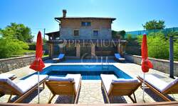 Kuca, Opatija, Ičići, prodaja, 1100000 €, 511 m2