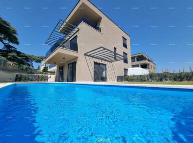 Trosoban stan, Poreč, prodaja, 577000 €, 175 m2