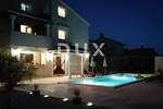 Kuca, Poreč, prodaja, 1245000 €, 320 m2