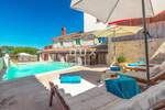Kuca, Buje, Plovanija, prodaja, 790000 €, 597 m2