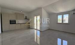 Kuca, Ližnjan, Šišan, prodaja, 488000 €, 214 m2