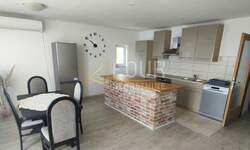 Trosoban stan, Opatija, Poljane, najam, 800 €, 90 m2