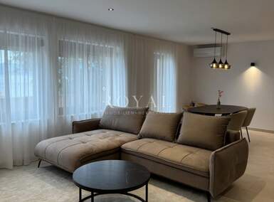 Trosoban stan, Rijeka, Krimeja, najam, 1250 €, 85 m2