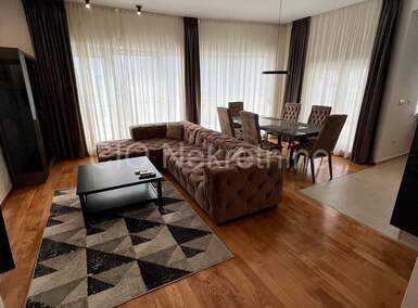 Trosoban stan, Split, prodaja, 550000 €, 122 m2
