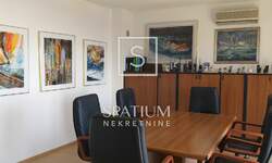 Poslovni prostor, Rijeka, Drenova, najam, 900 €, 90 m2