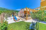 Kuca, Kaštela, Kaštel Lukšić, prodaja, 619000 €, 260 m2