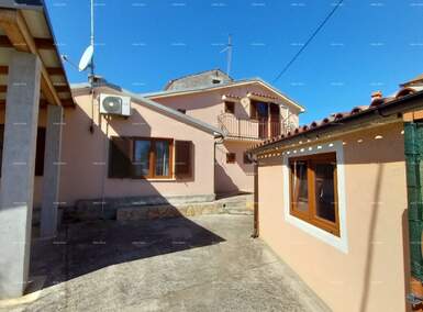 Kuca, Pula, prodaja, 215000 €, 90 m2