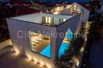 Kuca, Supetar, prodaja, 1300000 €, 366 m2