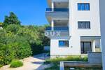 Trosoban stan, Rab, Banjol, prodaja, 455000 €, 99 m2