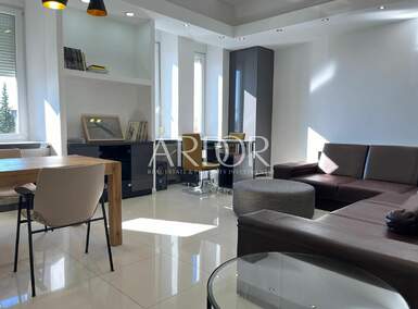 Dvosoban stan, Rijeka, Centar, najam, 1100 €, 61 m2