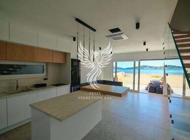 Cetvorosoban stan, Vodice, Srima, prodaja, 630000 €, 107 m2