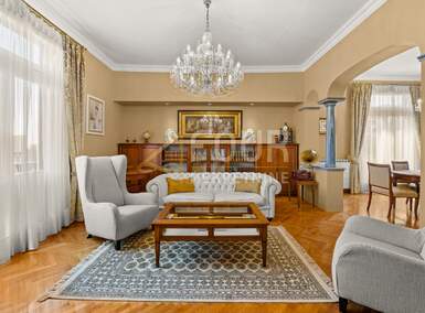 Trosoban stan, Opatija, Opatija - Centar, najam, 3000 €, 145 m2