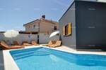 Kuca, Fažana, Valbandon, prodaja, 780000 €, 350 m2