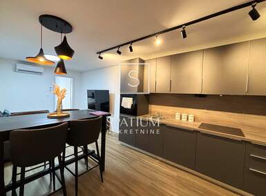 Cetvorosoban stan, Rijeka, Centar, prodaja, 312000 €, 93 m2