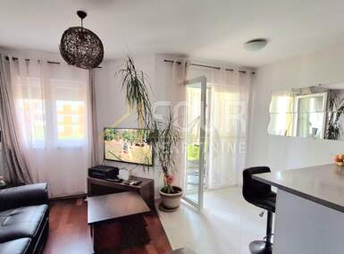 Trosoban stan, Pula, Valdebek, prodaja, 199000 €, 55 m2