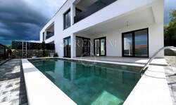 Kuca, Malinska-Dubašnica, Malinska, prodaja, 635000 €, 142 m2