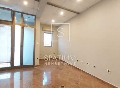 Poslovni prostor, Labin, prodaja, 150000 €, 81 m2