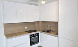 Cetvorosoban stan, Zaprešić, Centar, najam, 1200 €, 108 m2