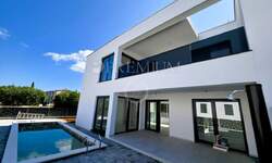 Kuca, Malinska-Dubašnica, Malinska, prodaja, 570000 €, 140 m2