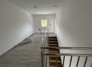 Trosoban stan, Zlatar, prodaja, 168300 €, 102 m2