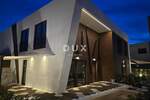 Trosoban stan, Nin, prodaja, 385000 €, 106 m2
