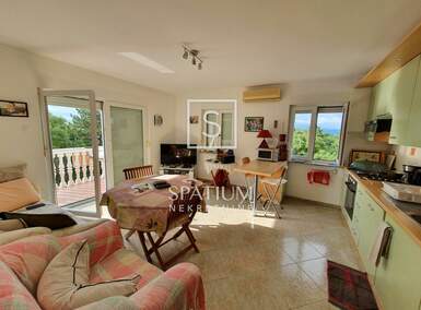 Trosoban stan, Crikvenica, Selce, prodaja, 270000 €, 71 m2