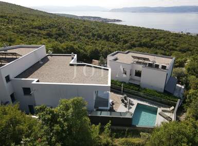 Kuca, Crikvenica, prodaja, 945000 €, 300 m2