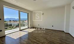 Poslovni prostor, Viškovo, najam, 1000 €, 96 m2
